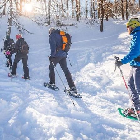 Confort Entre Lac Et Montagne Tresserve Ngoại thất bức ảnh